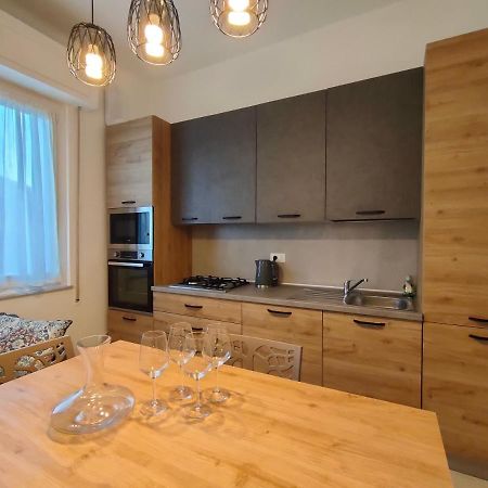 La Casa Di Ewa - Pesaro Centro-Mare Appartement Buitenkant foto